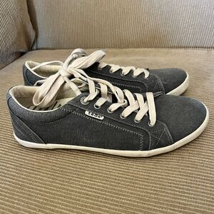 Taos gray sneakers - 9.5W